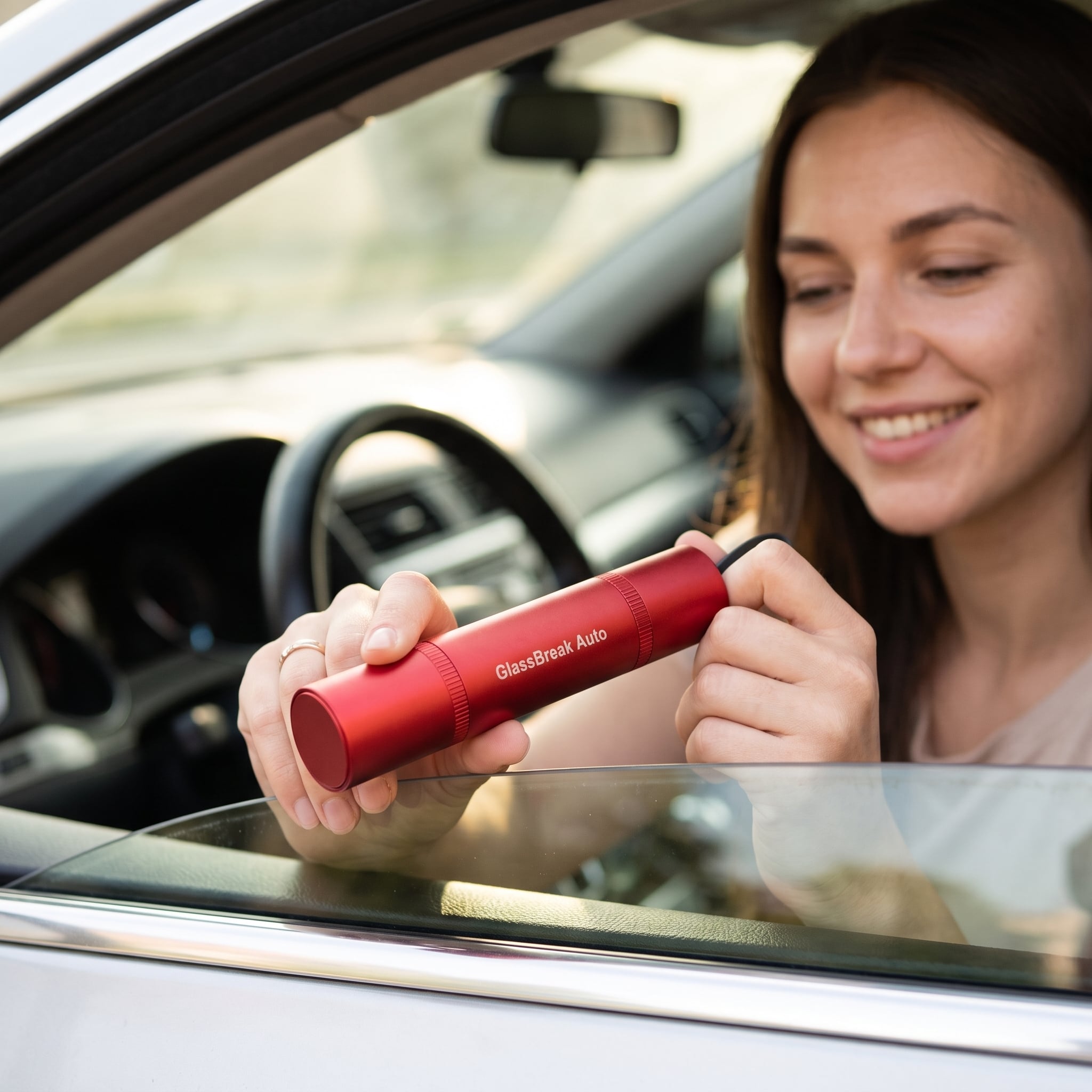 SafePunch Auto - Spărgător Geam și Tăietor Centură